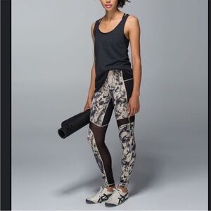Lululemon Breathe Easy Leggings Sz 2